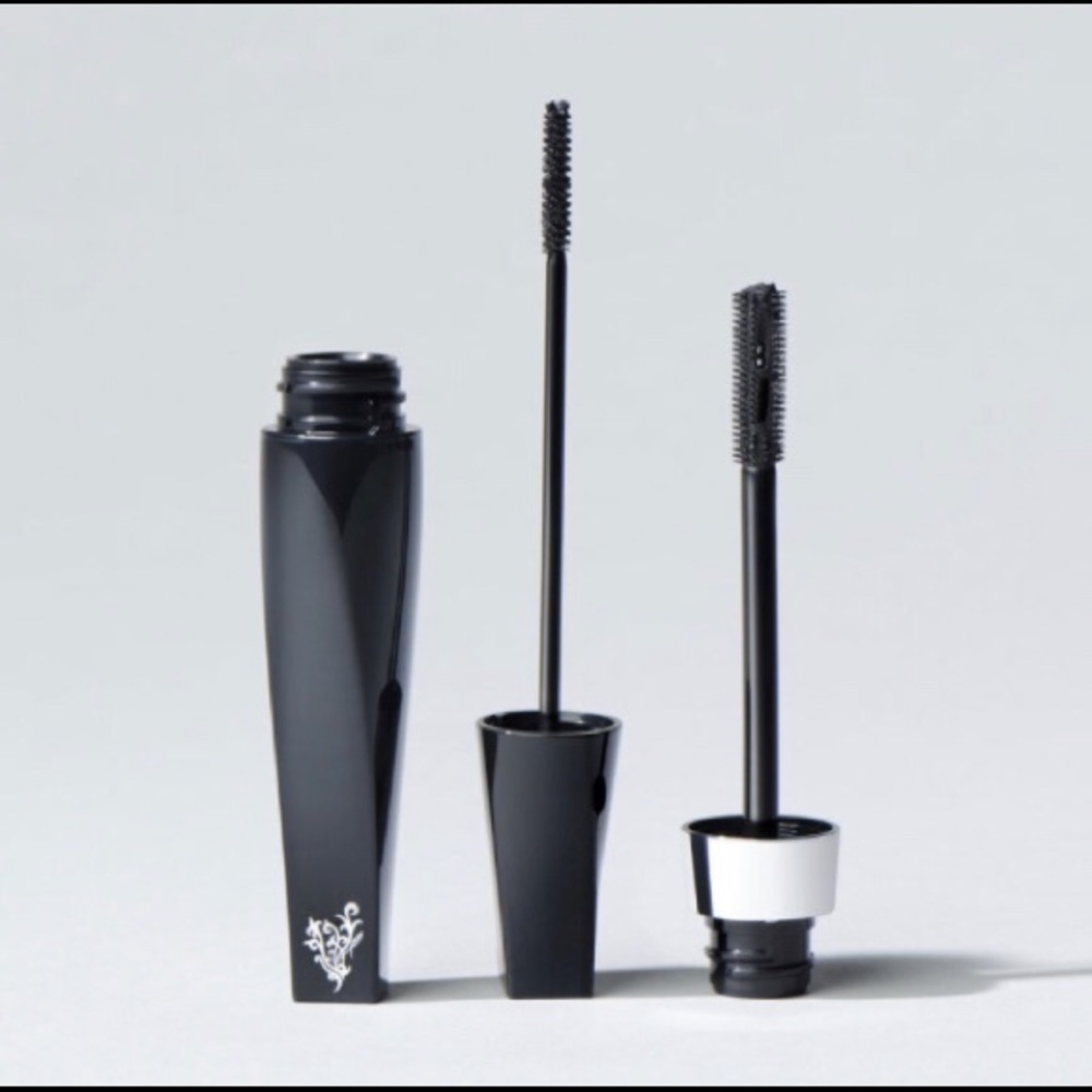 Epic twisted mascara